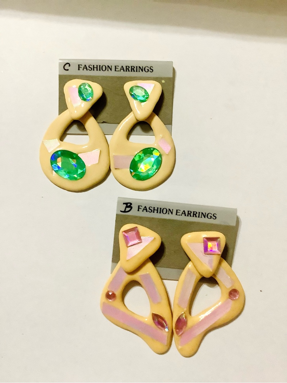 Retro Cream Resin Drop Earrings with Iridescent Green & Pink Gem Accents